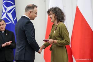 [VIDEO] Uhonorowanie osób zaangażowanych w pomoc ludności w czasie wojny w Ukrainie