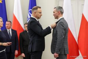 [VIDEO] Uhonorowanie osób zaangażowanych w pomoc ludności w czasie wojny w Ukrainie