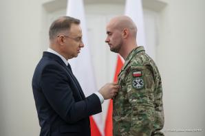 [VIDEO] Uhonorowanie osób zaangażowanych w pomoc ludności w czasie wojny w Ukrainie