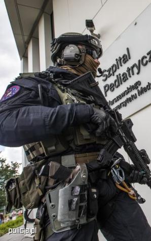 [VIDEO] Policyjna #Jestakcja w Dzień Dziecka