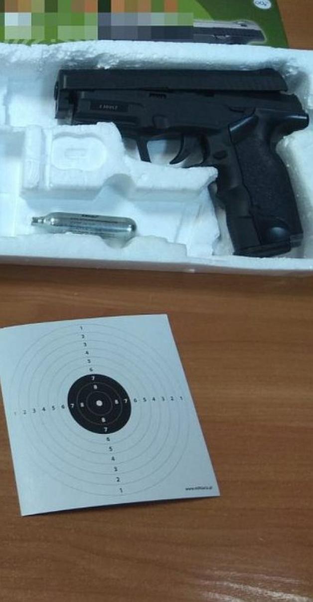 Dwóch nastolatków odpowie za strzelanie do księży